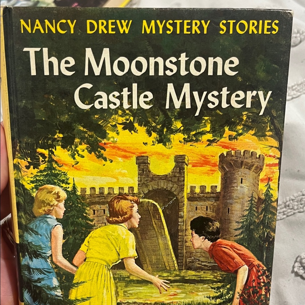 Nancy Drew Mystery Stories: The Moonstone Castle Mystery Book VINTAGE 1963 Gross